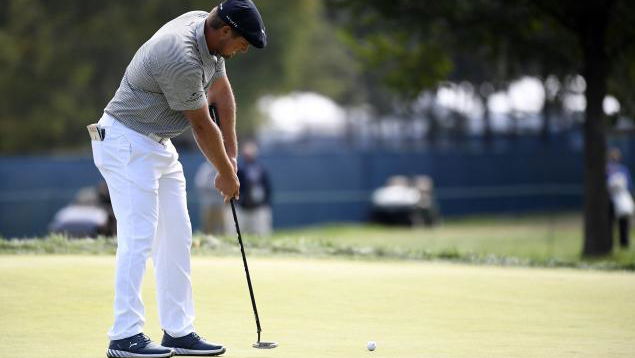Golf fans react as Brad Faxon SLAMS Bryson DeChambeau's putting method